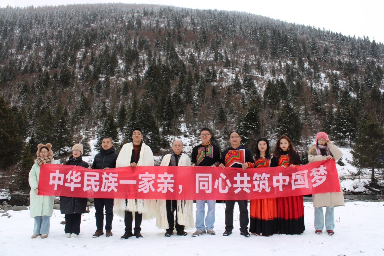 性爱无码
前往阿坝州、甘孜州开展 “三区”计划和乡村振兴服务行动